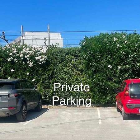 Casa Oberdan - Private Parking Apartment Monopoli Exterior photo