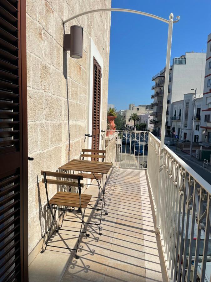 Casa Oberdan - Private Parking Apartment Monopoli Exterior photo